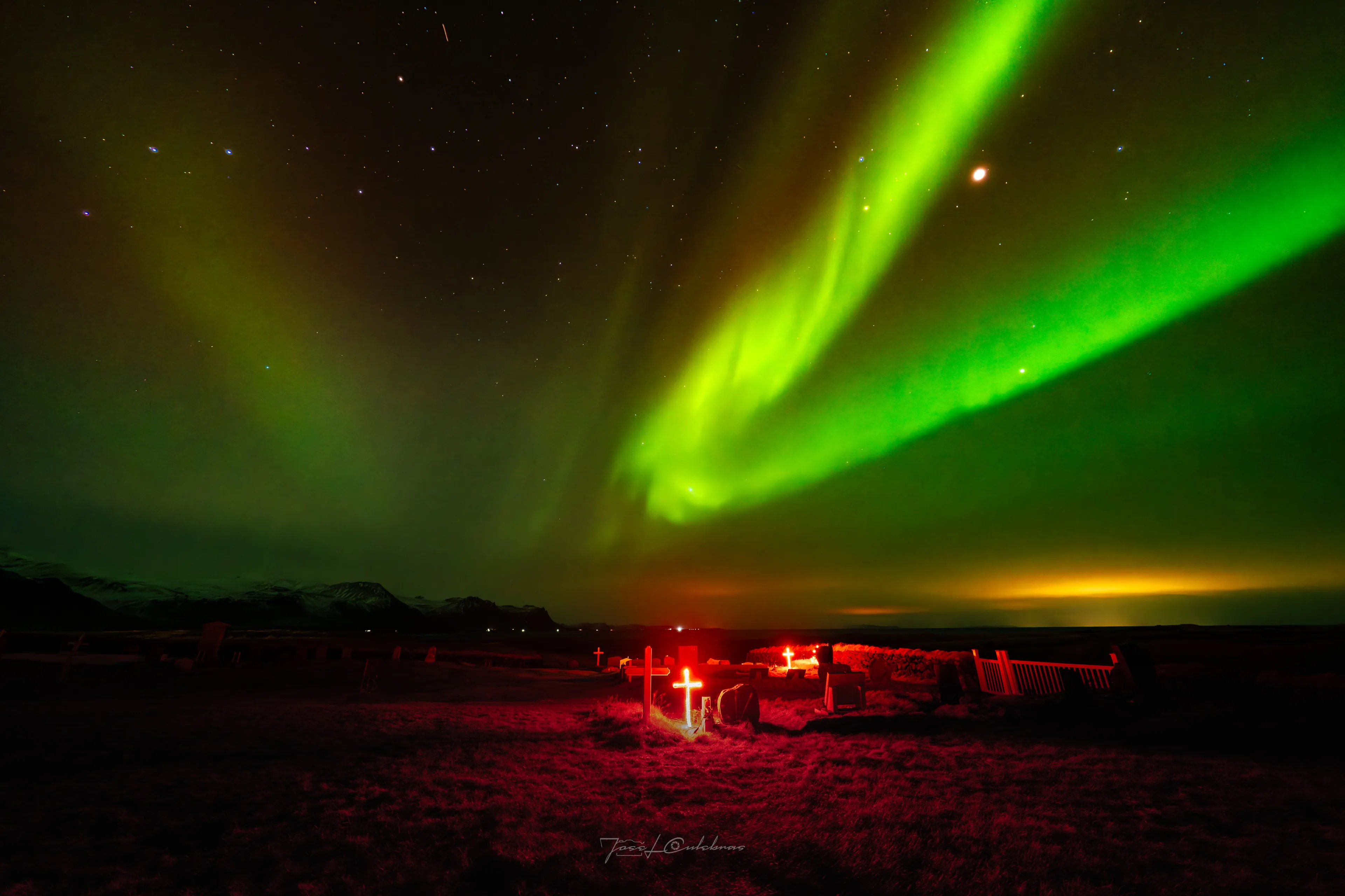 Luces en la Noche de Búðir — Auroras Boreales