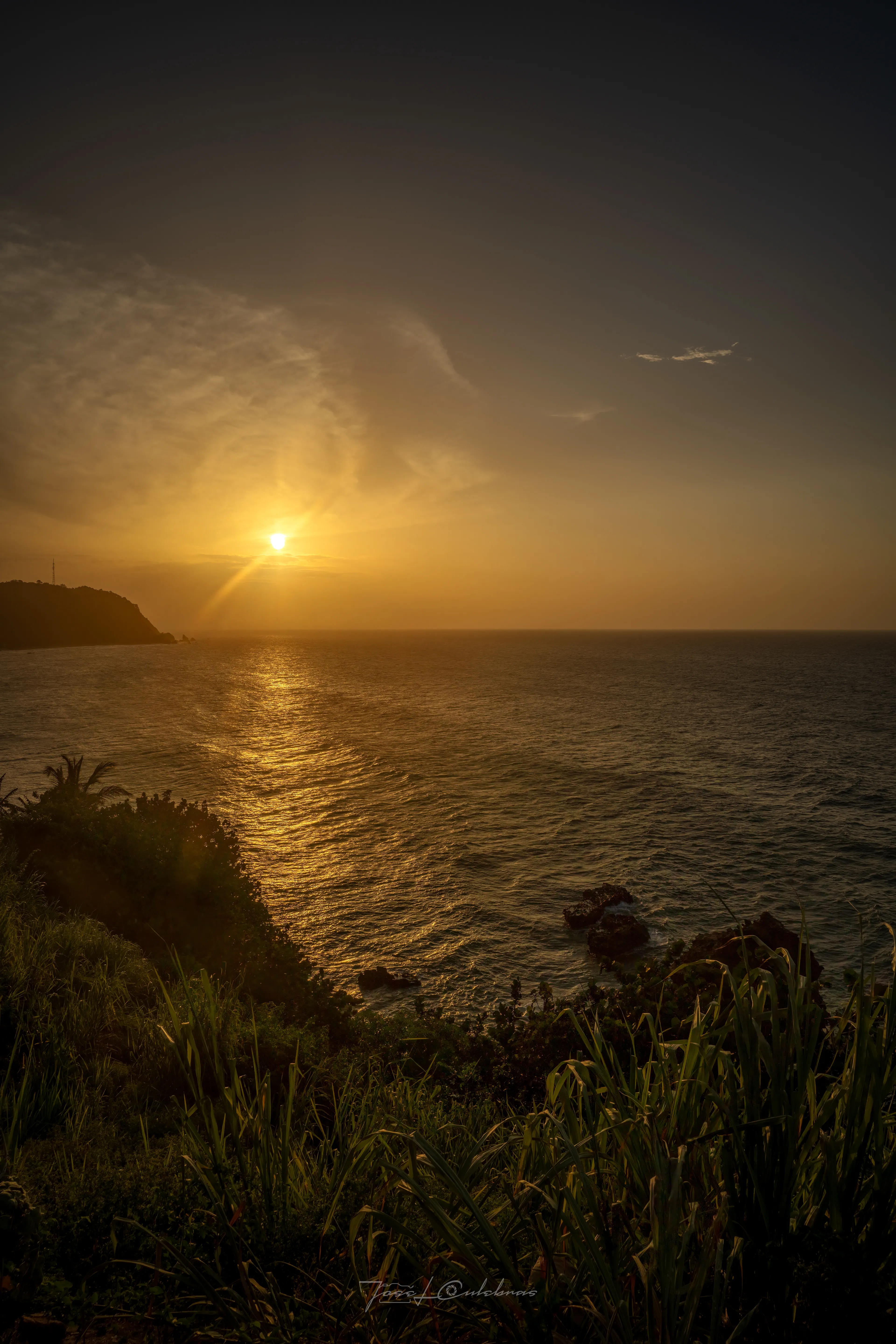 Amanecer sobre la Costa — Venezuela Indómita